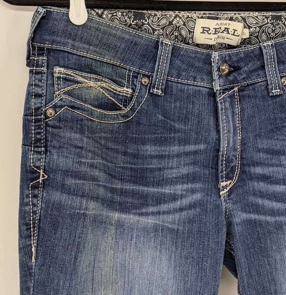 Ariat Women's REAL Denim Jeans 32L - Picture 3 of 10